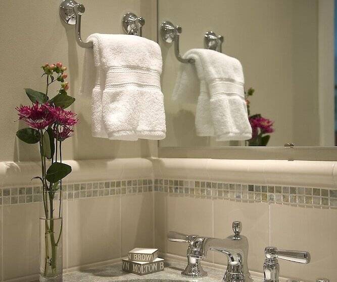 هاستل The Inn At Cape Cod