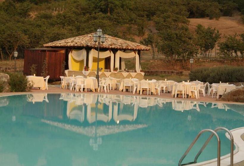 هتل Agriturismo Il Daino