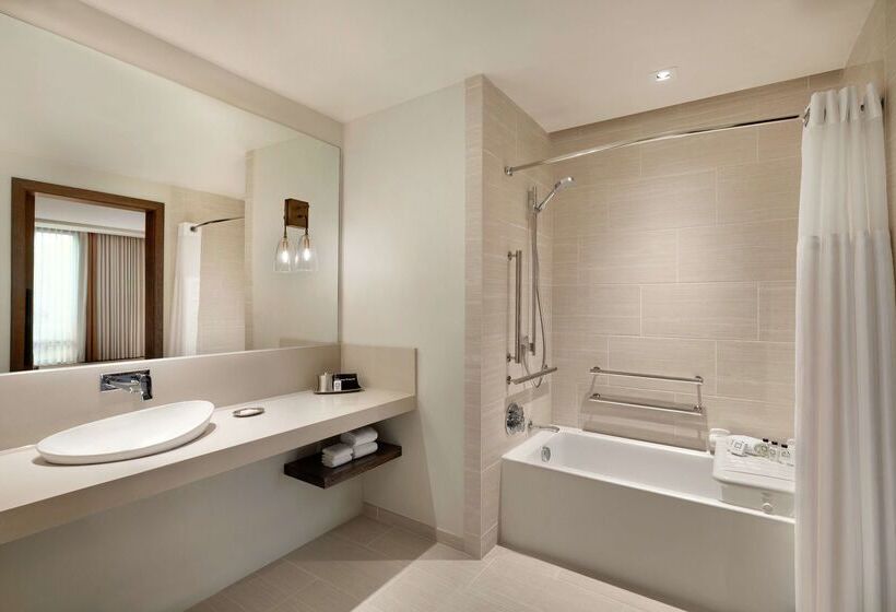هتل Hoodoo Moab, Curio Collection By Hilton