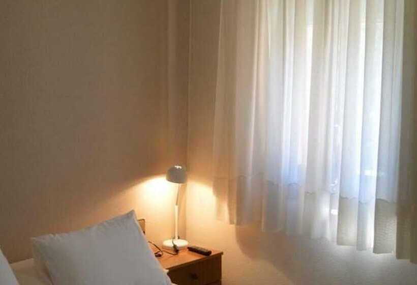 پانسیون Fonda Ca La Paula