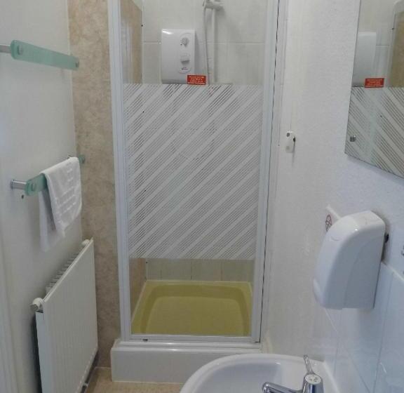 پانسیون Happy Days Guesthouse