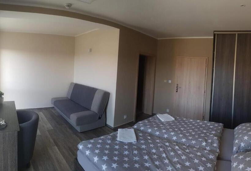 Пансион Holiday Centrum