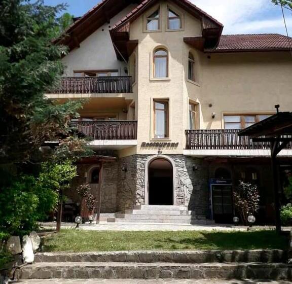 پانسیون Vila Iulia