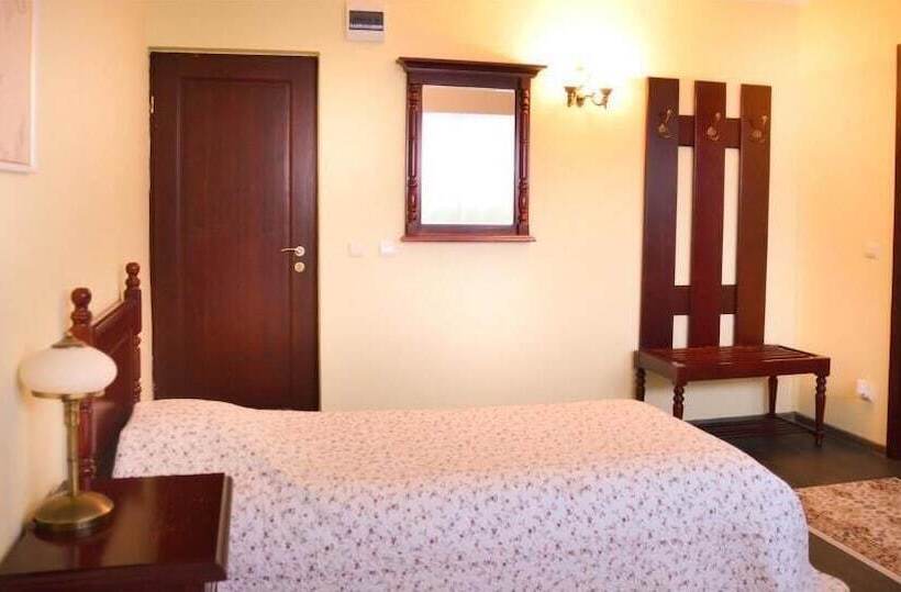 پانسیون Vila Roma