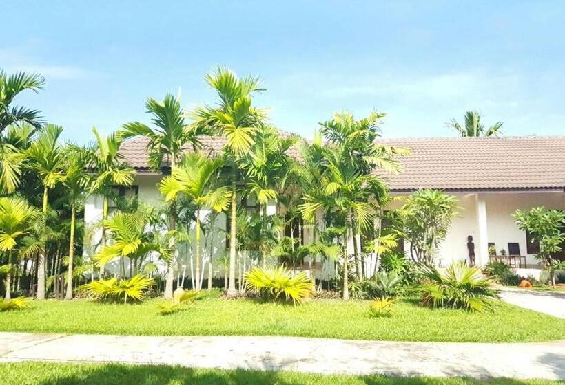 پانسیون Villa Thakhek