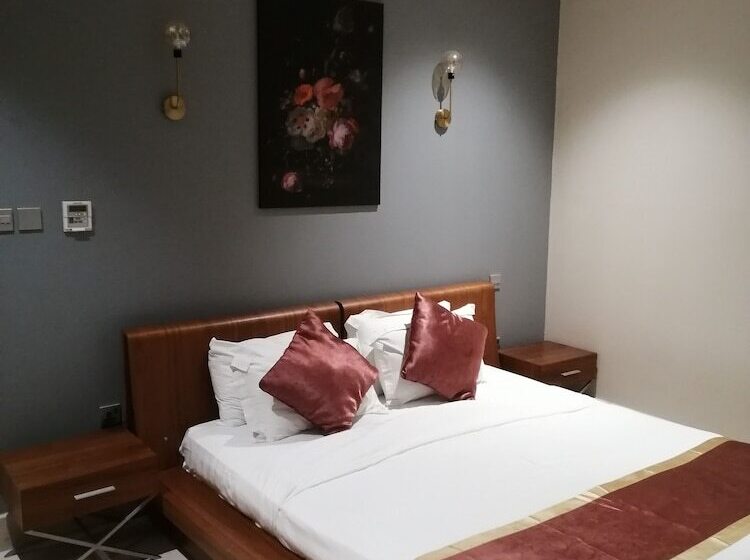 Rahhal Hotel Suites