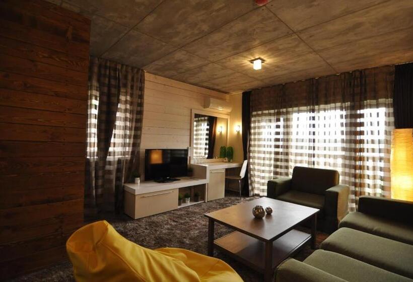 Aparthotel Seasons Glavatarski Han