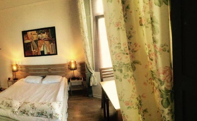 Appart Hôtel Maison De La Lune Petite Auberge D Etterbeek