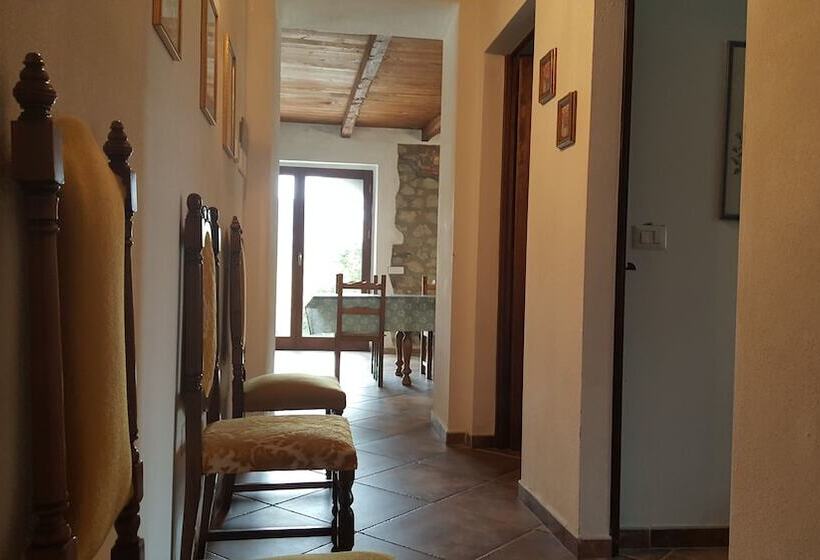 فندق Agriturismo Castello Delle Fornaci   Private Jacuzzi