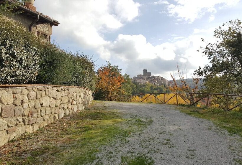 فندق Agriturismo Castello Delle Fornaci   Private Jacuzzi