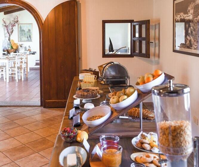בית מלון כפרי Agriturismo Guthiddai