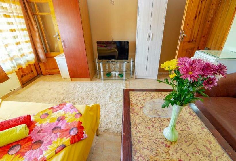 پانسیون Fener Guest House