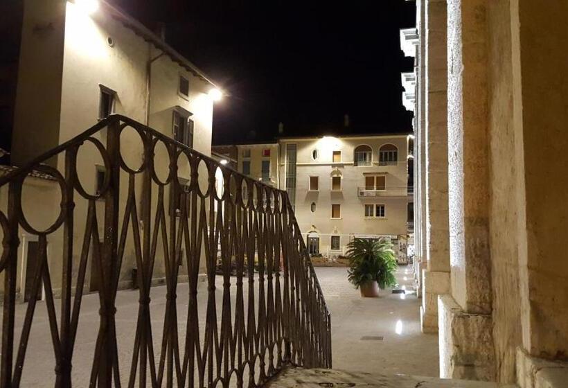 پانسیون Gardarco Camere , O Suite Studios, O Appartamento