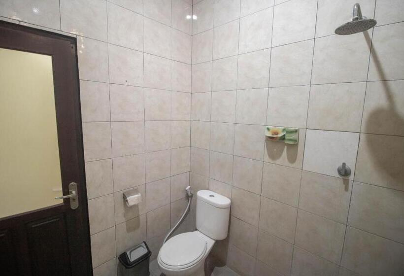 ペンション Giri Sari Guest House Pemuteran Bali