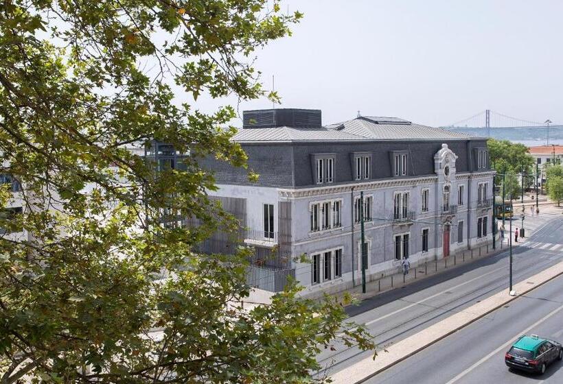 پانسیون Lost Lisbon :: Cais House