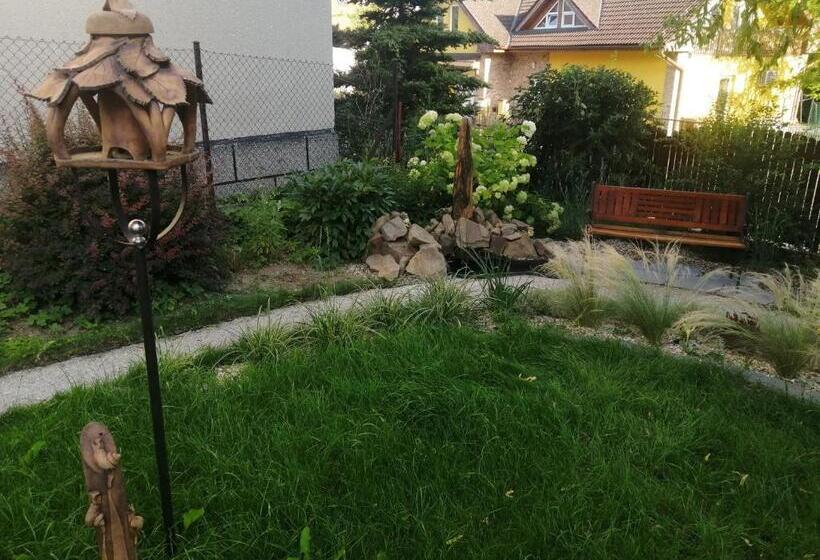 پانسیون Penzion Aida Ostrava