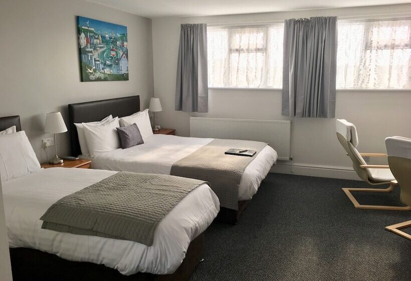 پانسیون Q Accommodation
