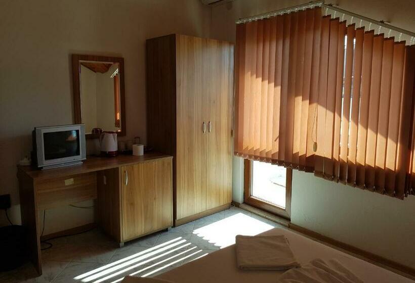 膳宿费 Vladimirov Guest House