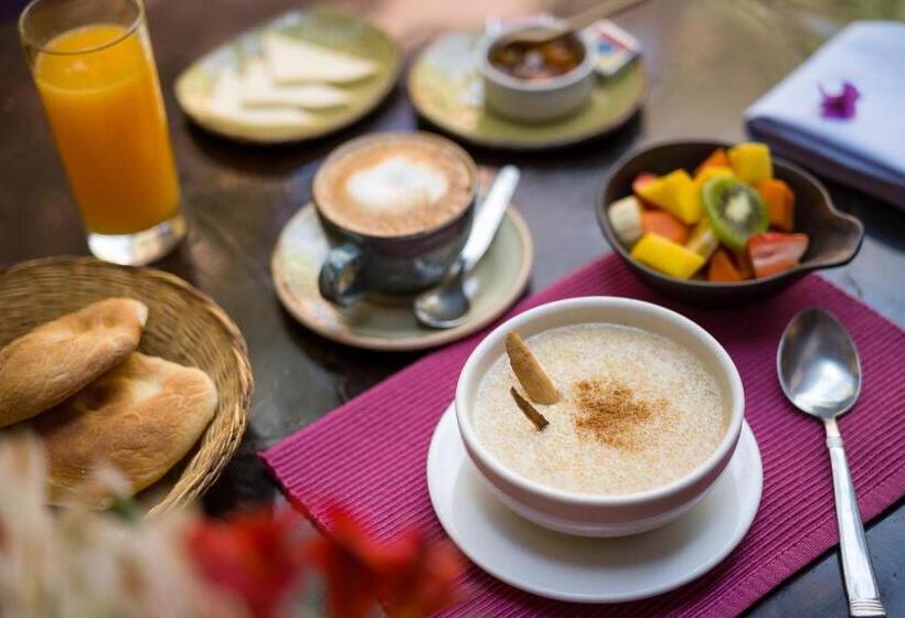 هاستل Pisac Inn