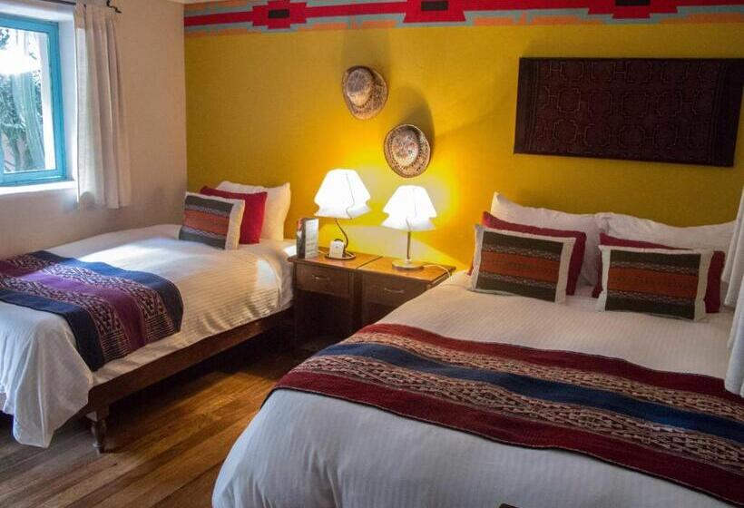 هاستل Pisac Inn