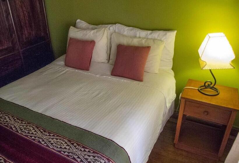 هاستل Pisac Inn