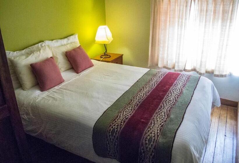 هاستل Pisac Inn