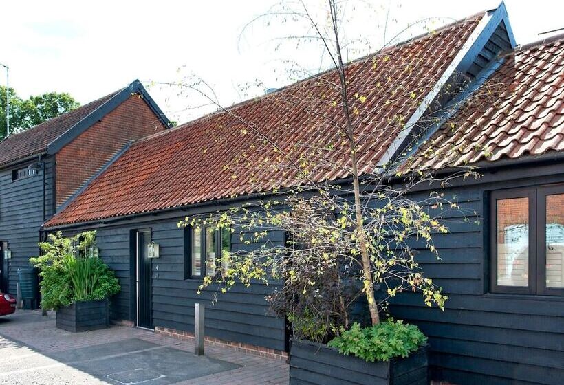 הוסטל The Fox By Greene King Inns