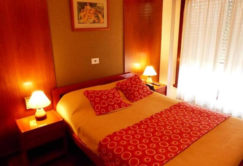 Apart Hotel Family
