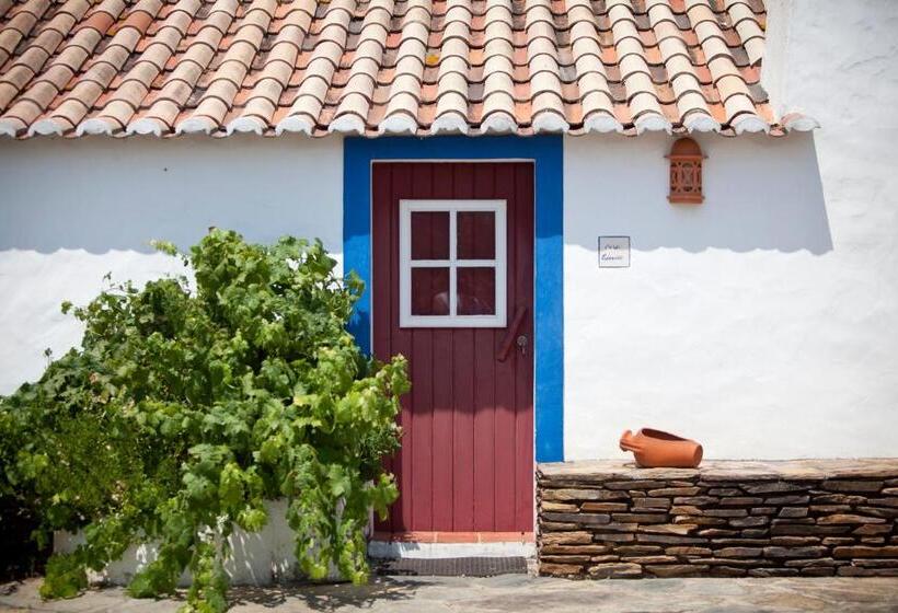 هتل Monte Dos Parvos