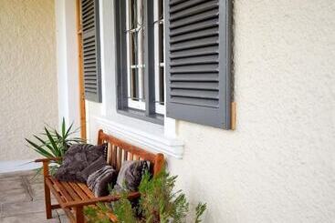 پانسیون Auberge Alouette Guesthouse