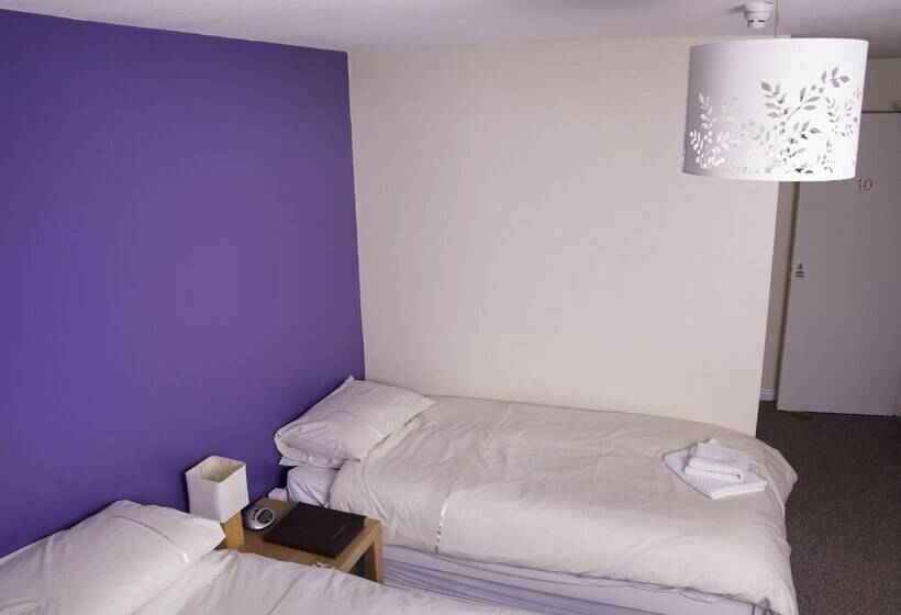 Пансион Fourways Guest House