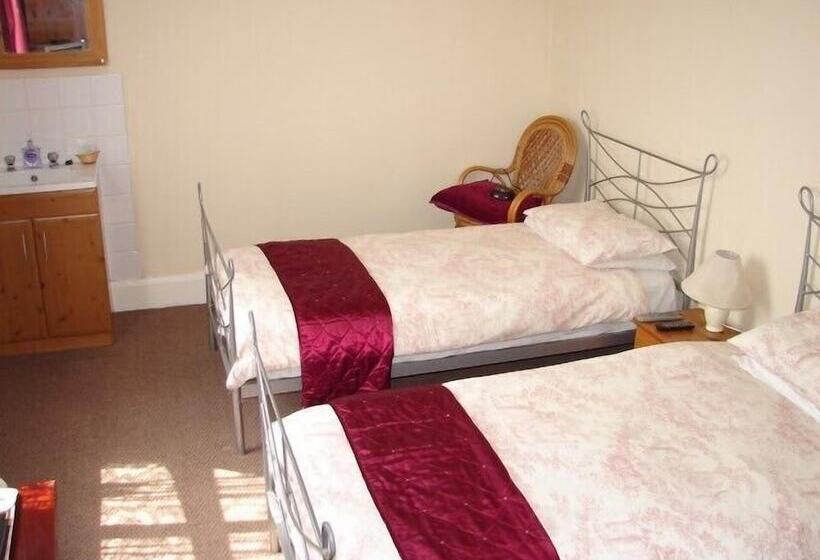 Пансион Fourways Guest House