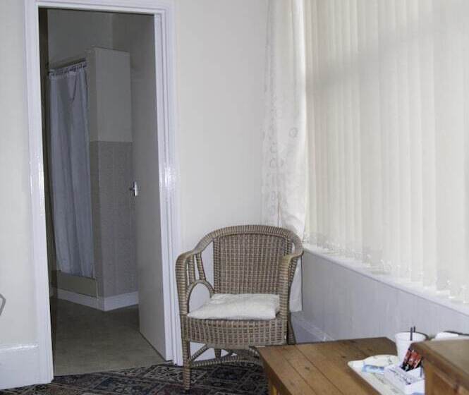 Пансион Fourways Guest House