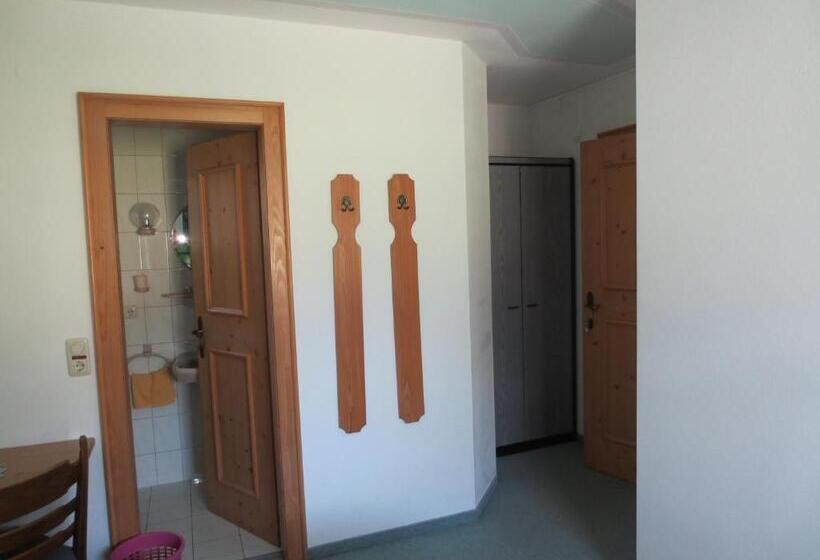 ペンション Gästehaus Scharler
