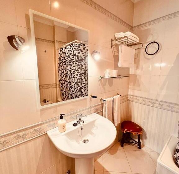 بنسيون Hostal Muriel