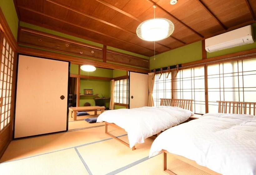 پانسیون 高野山 宿坊 熊谷寺  Koyasan Shukubo Kumagaiji