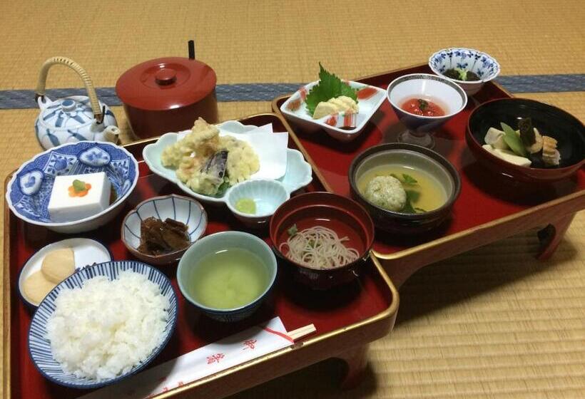 پانسیون 高野山 宿坊 熊谷寺  Koyasan Shukubo Kumagaiji