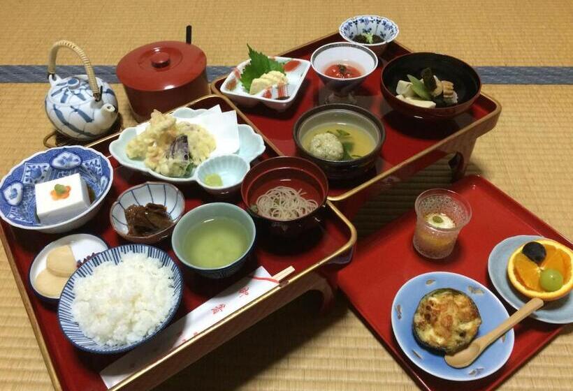 پانسیون 高野山 宿坊 熊谷寺  Koyasan Shukubo Kumagaiji