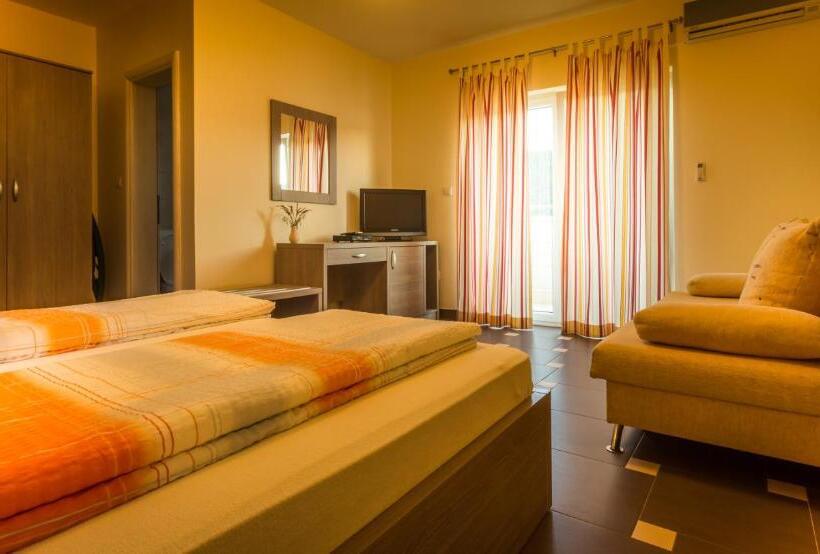 پانسیون Guest House Villa Maslina Neum