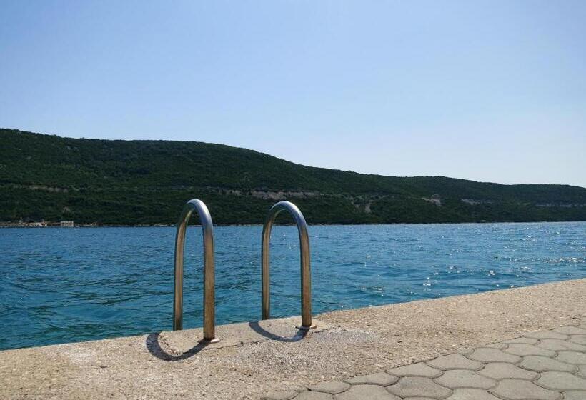 پانسیون Guest House Villa Maslina Neum