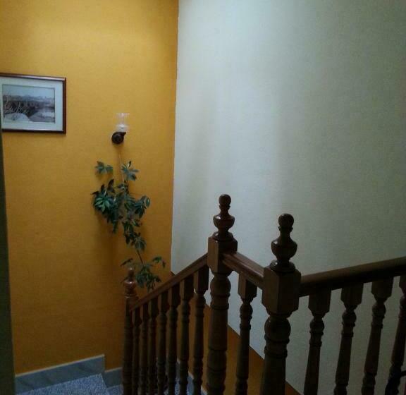 پانسیون Hostal Atila