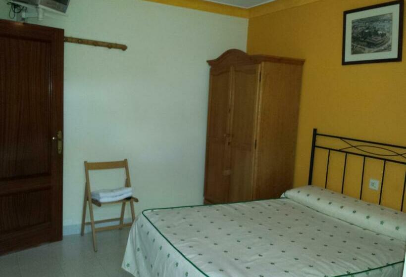 پانسیون Hostal Atila