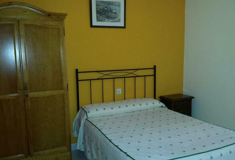 پانسیون Hostal Atila
