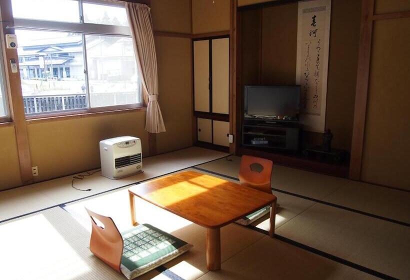 بنسيون Shukubo Kanbayashi Katsukane