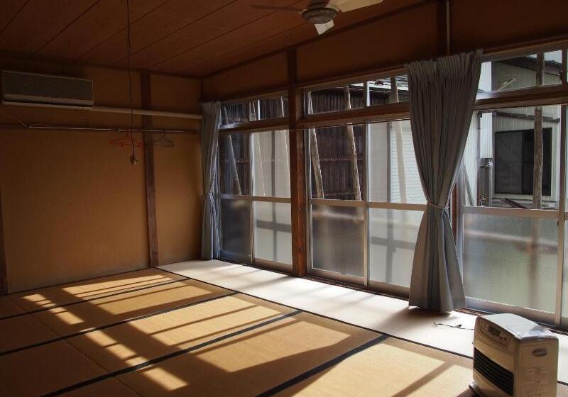 بنسيون Shukubo Kanbayashi Katsukane