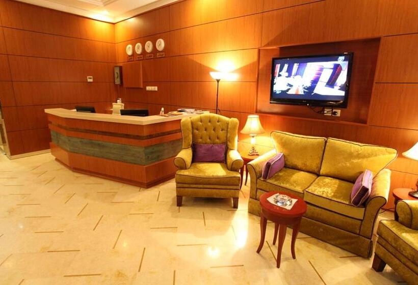 Lavande Suites