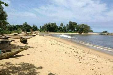 پانسیون Eden Lodge Kribi