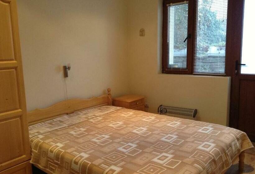 پانسیون Guest Rooms Toni & Miro