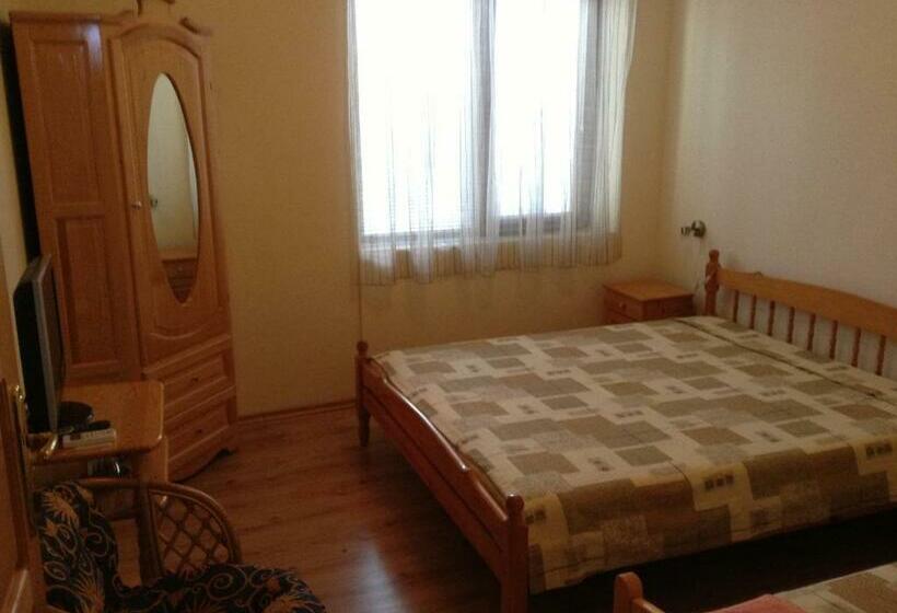 پانسیون Guest Rooms Toni & Miro