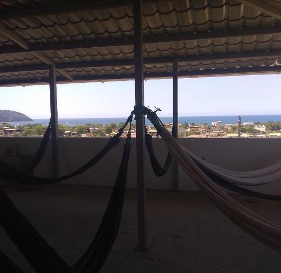 پانسیون Hostal Alcazaba